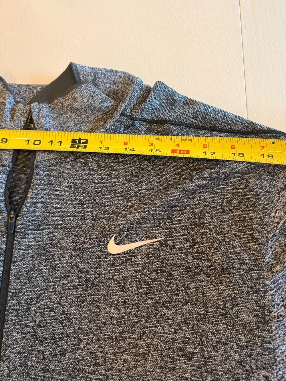 Nike Men’s Gray Heather Quarter-Zip Performance Sweater